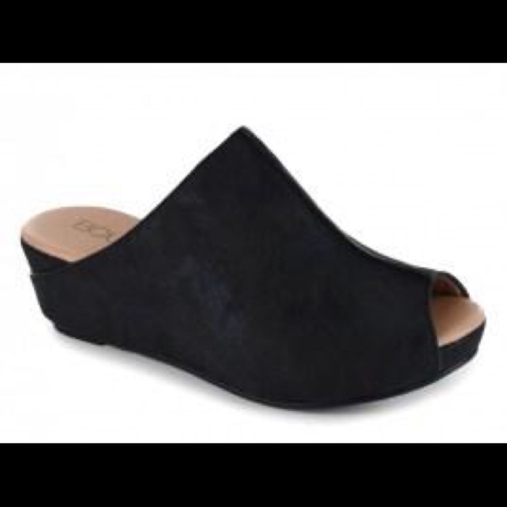 Corkys Hoopla Wedge in Black